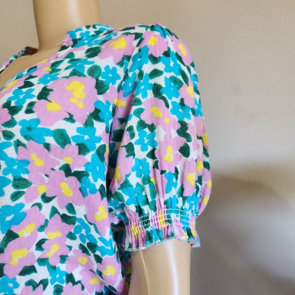 Show Me Your Mumu Leslie Top Violet's Garden Floral Size M Pink Blue Color - Picture 11 of 16